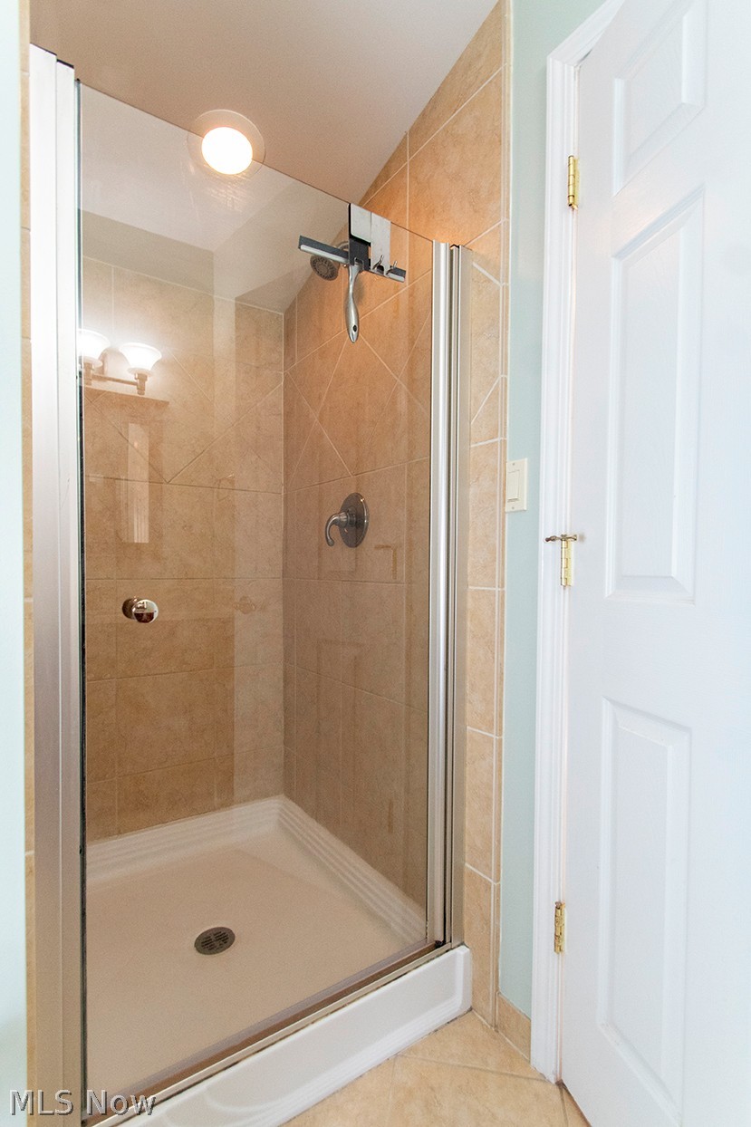 5802 Elmhurst Road North Olmsted OH 44070
