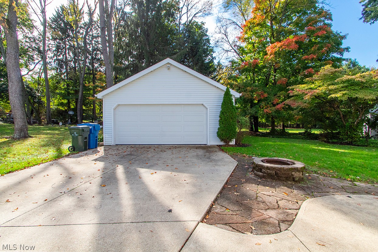5802 Elmhurst Road North Olmsted OH 44070