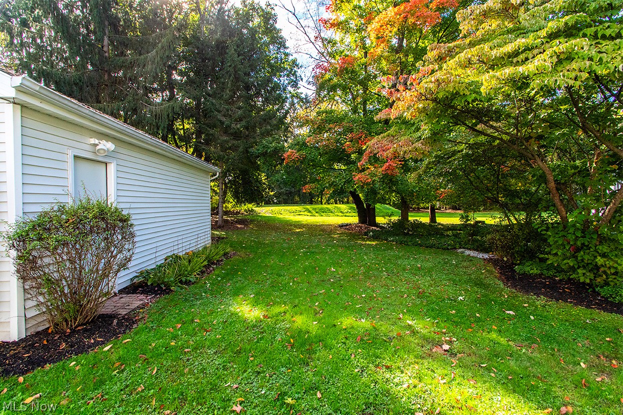 5802 Elmhurst Road North Olmsted OH 44070