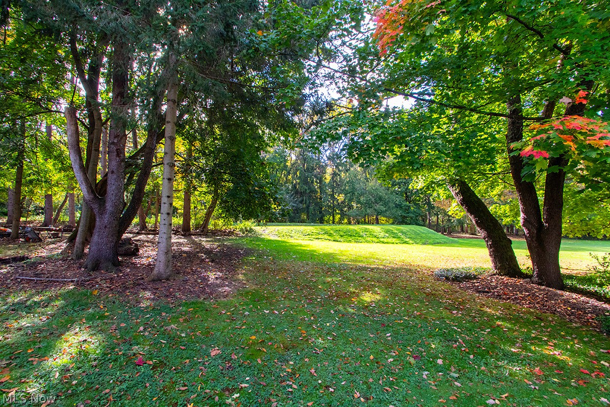 5802 Elmhurst Road North Olmsted OH 44070