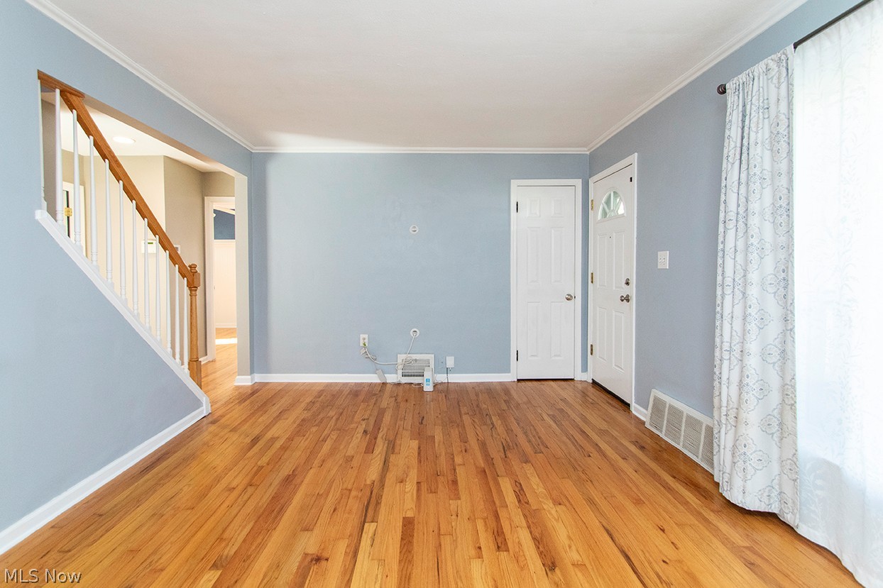 5802 Elmhurst Road North Olmsted OH 44070