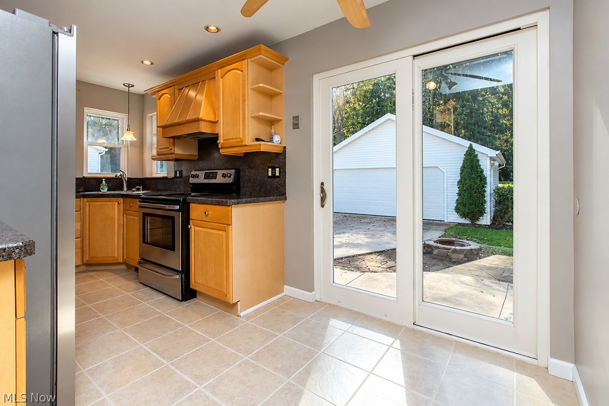 5802 Elmhurst Road North Olmsted OH 44070