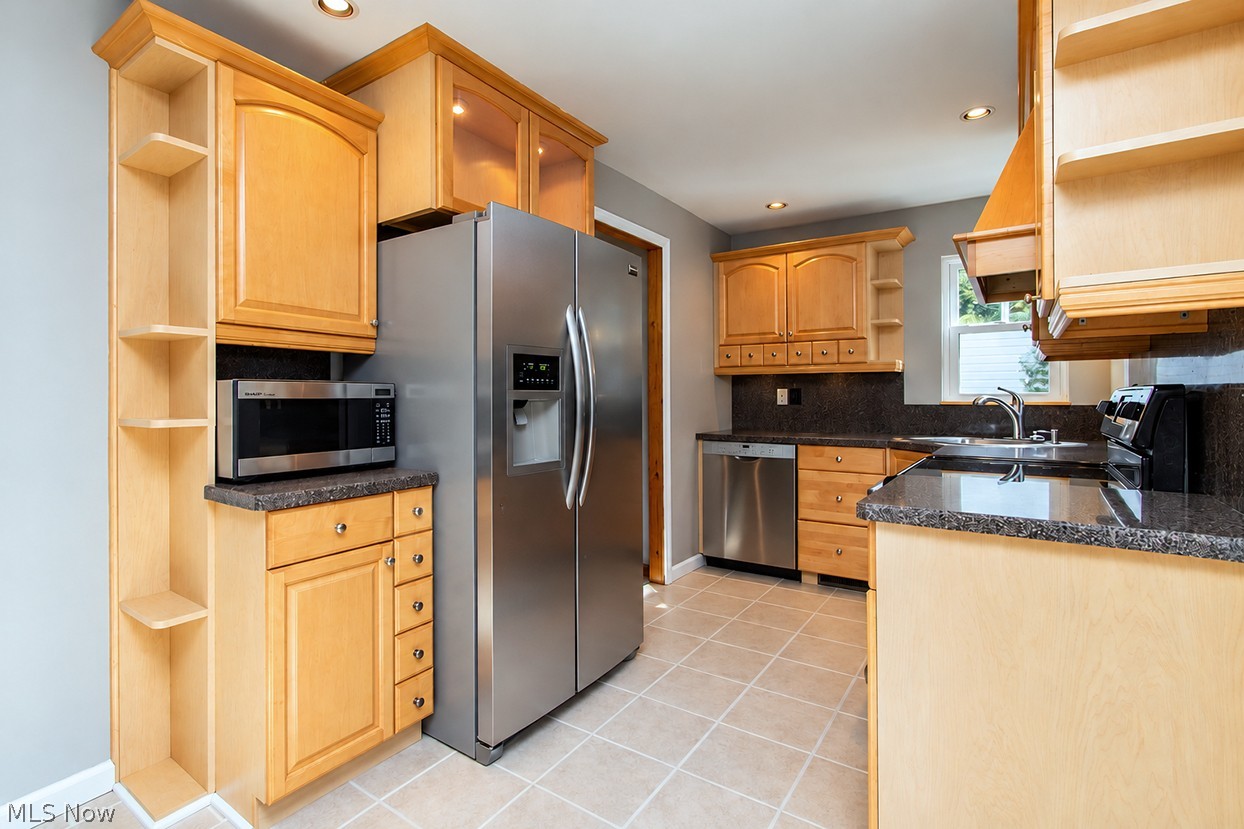 5802 Elmhurst Road North Olmsted OH 44070