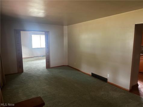 182 Wayne Avenue Akron OH 44301