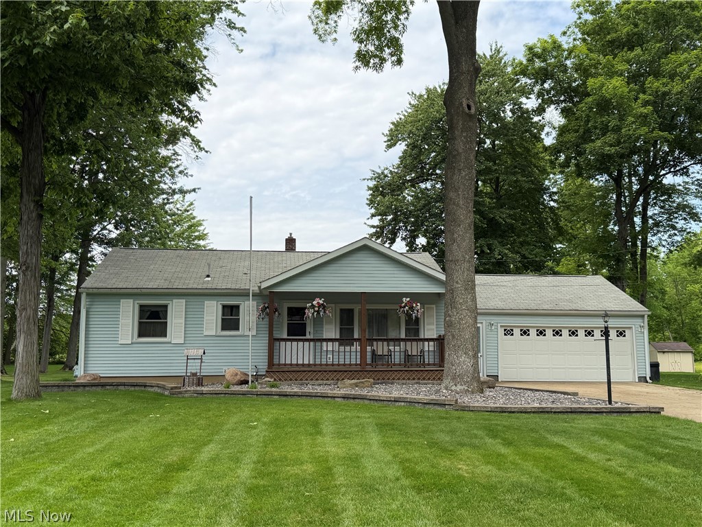 5851 Louise Avenue NW Warren OH 44483