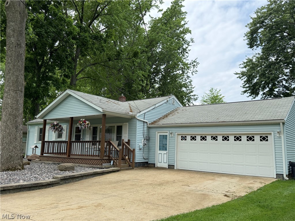 5851 Louise Avenue NW Warren OH 44483