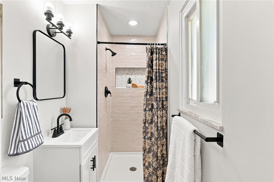 6126 Park Ridge Drive North Olmsted OH 44070