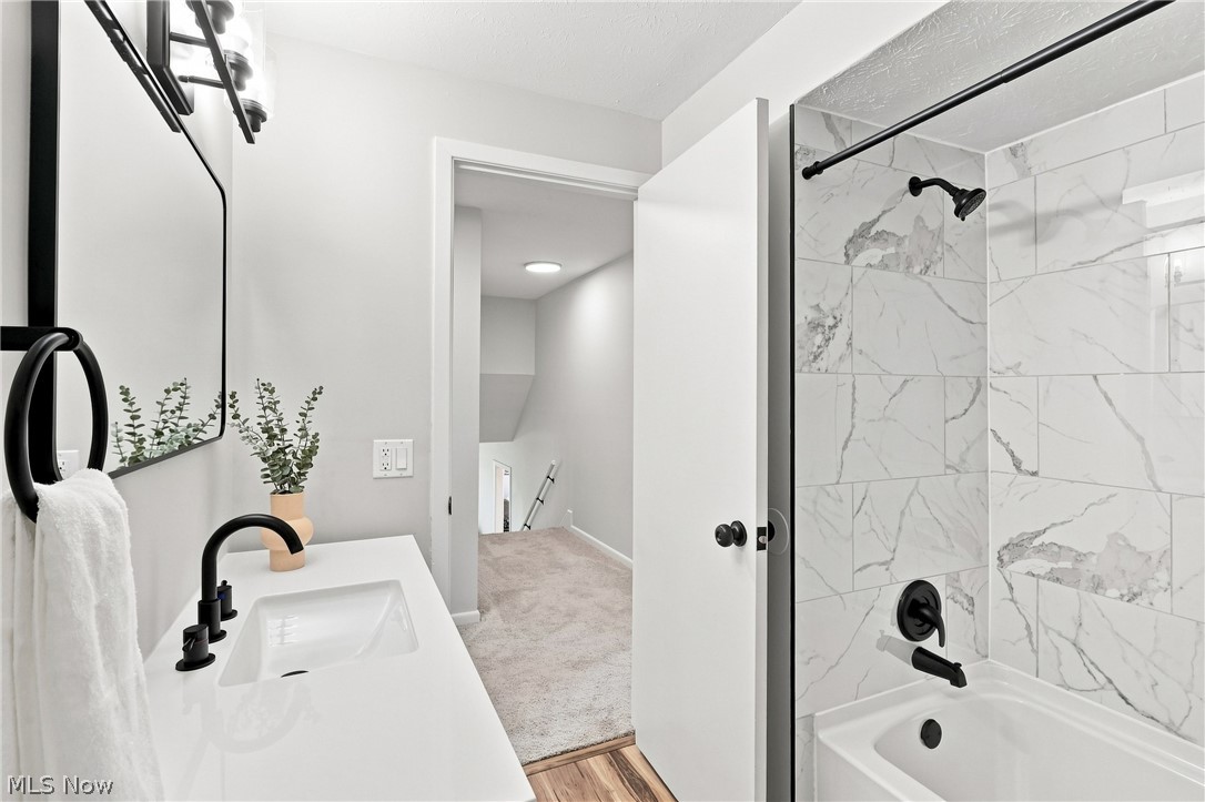 6126 Park Ridge Drive North Olmsted OH 44070