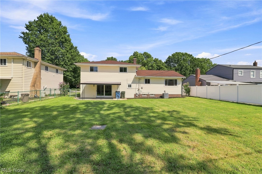 6126 Park Ridge Drive North Olmsted OH 44070