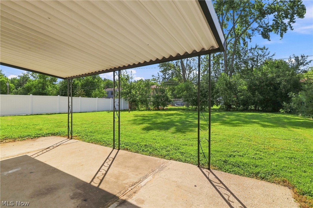 6126 Park Ridge Drive North Olmsted OH 44070