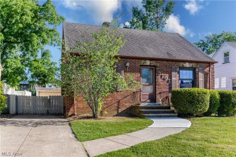 3101 Ralph Avenue Brooklyn OH 44109