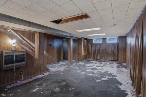 3101 Ralph Avenue Brooklyn OH 44109