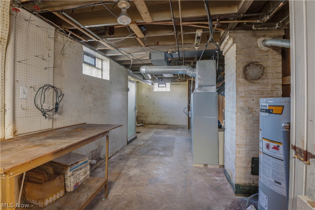 3101 Ralph Avenue Brooklyn OH 44109