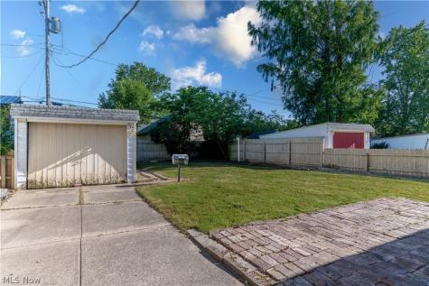 3101 Ralph Avenue Brooklyn OH 44109