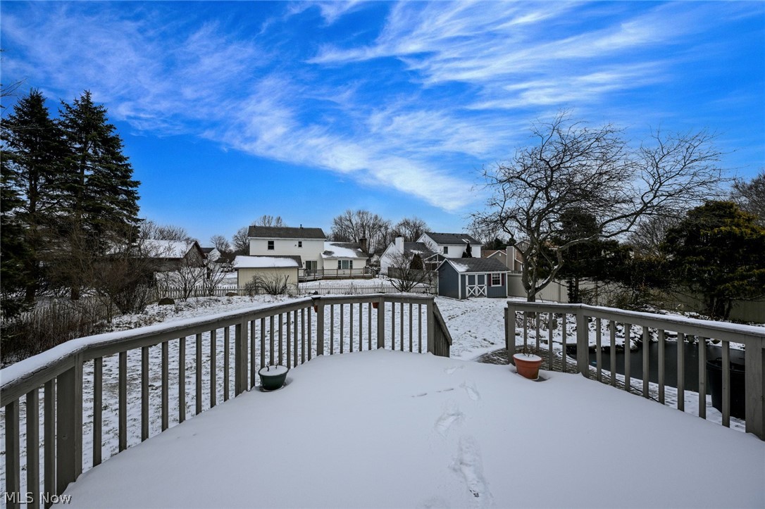 2138 Forest Oak Drive Akron OH 44312