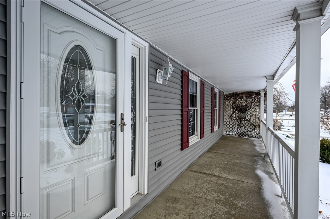 2138 Forest Oak Drive Akron OH 44312