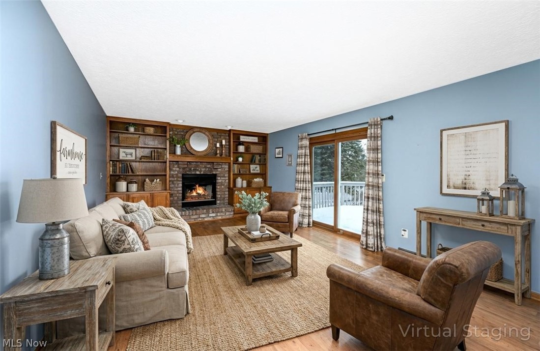 2138 Forest Oak Drive Akron OH 44312