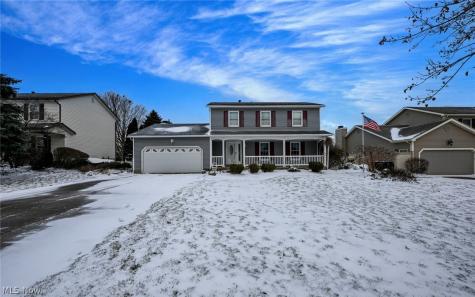 2138 Forest Oak Drive Akron OH 44312