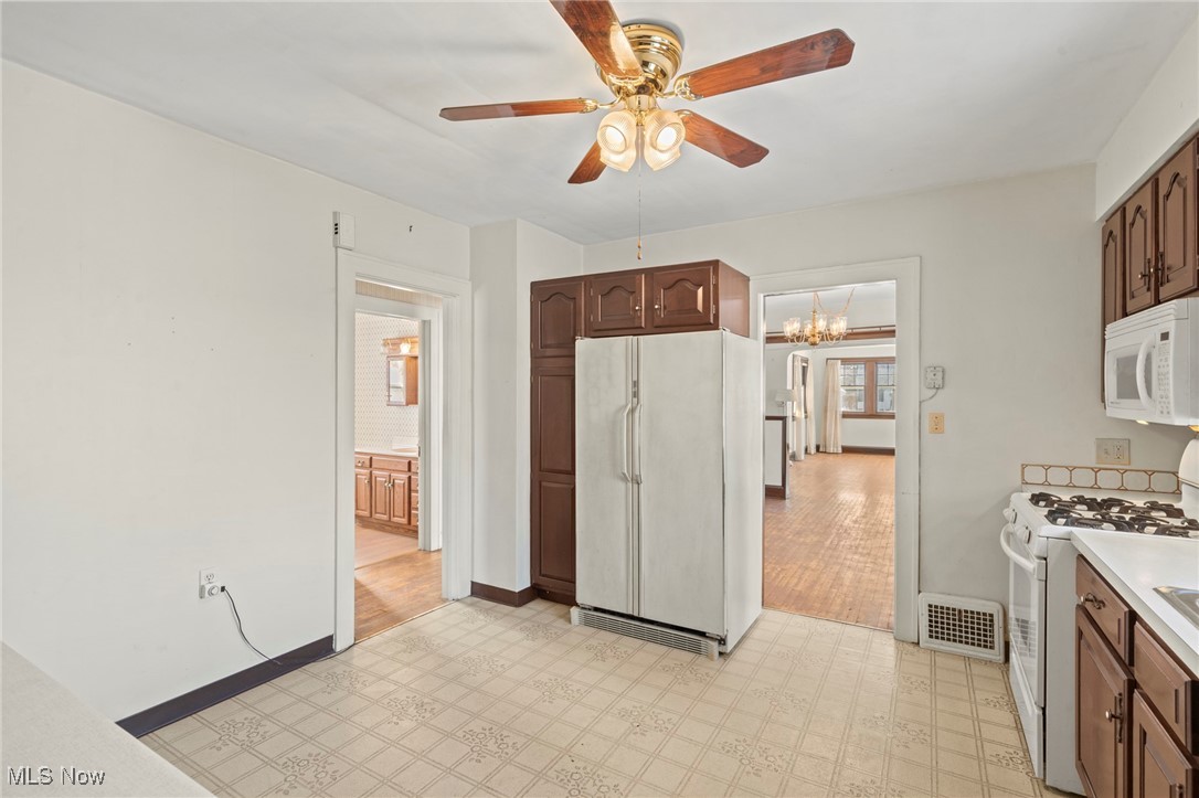 6693 Parma Park Boulevard Parma Heights OH 44130