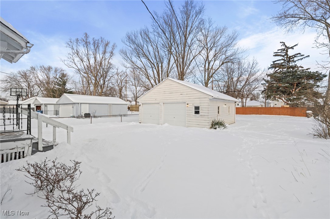 6693 Parma Park Boulevard Parma Heights OH 44130