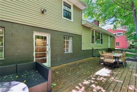 1593 Kingsley Avenue Akron OH 44313