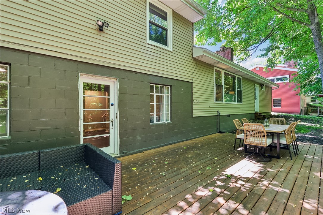 1593 Kingsley Avenue Akron OH 44313