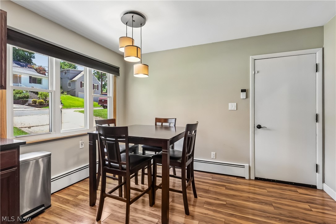 1593 Kingsley Avenue Akron OH 44313