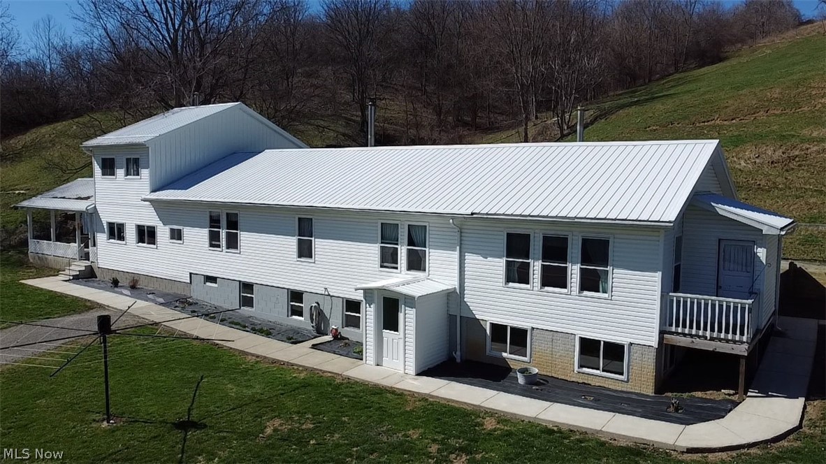53405 Calais Road Quaker City OH 43773