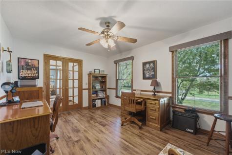 1146 Brushmore Avenue NW North Canton OH 44720