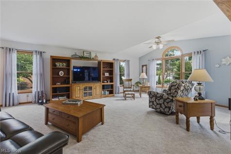 1146 Brushmore Avenue NW North Canton OH 44720