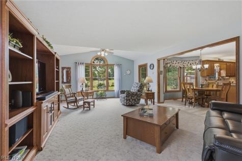 1146 Brushmore Avenue NW North Canton OH 44720