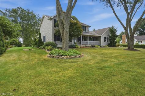 1146 Brushmore Avenue NW North Canton OH 44720