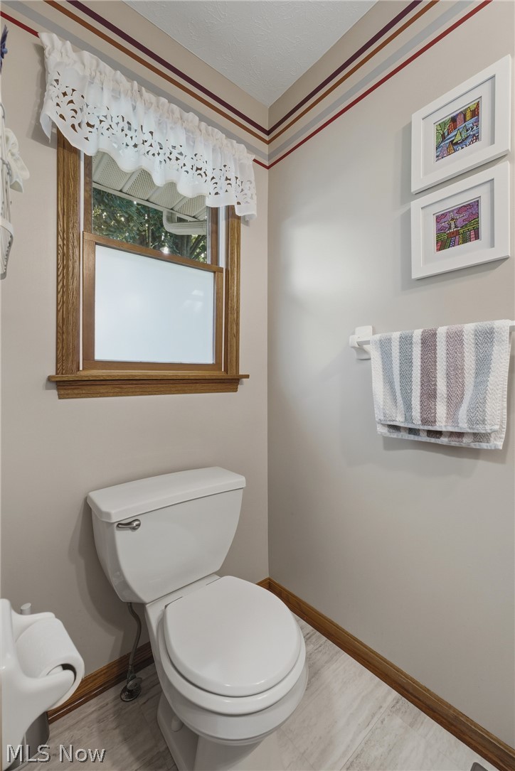 1146 Brushmore Avenue NW North Canton OH 44720