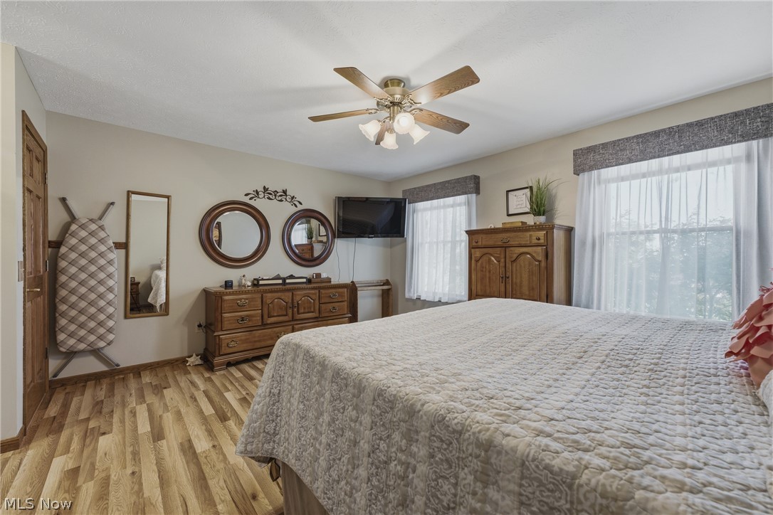 1146 Brushmore Avenue NW North Canton OH 44720