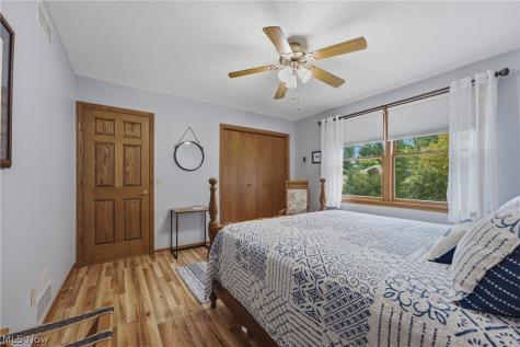1146 Brushmore Avenue NW North Canton OH 44720