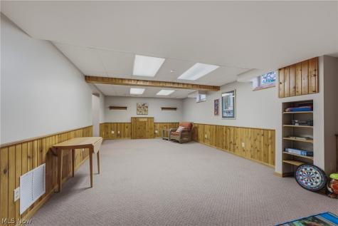 1146 Brushmore Avenue NW North Canton OH 44720