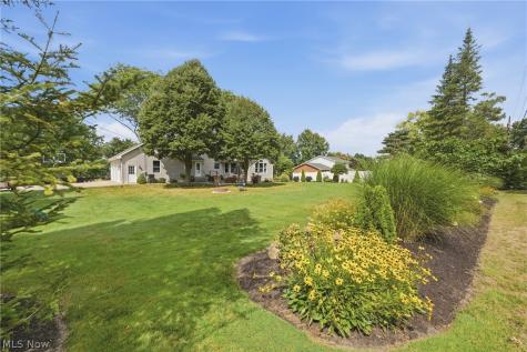 1146 Brushmore Avenue NW North Canton OH 44720