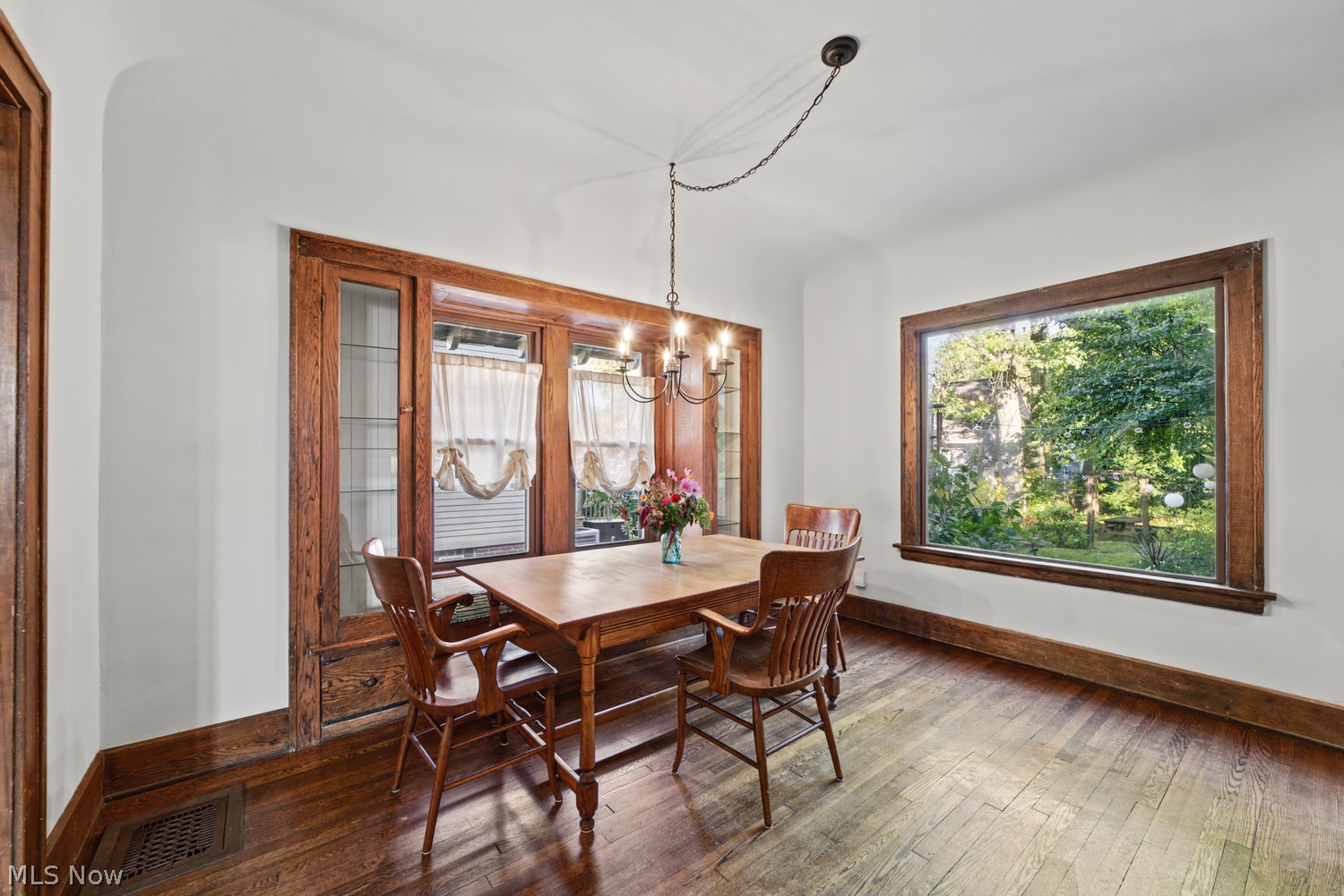 3017 Essex Road Cleveland Heights OH 44118