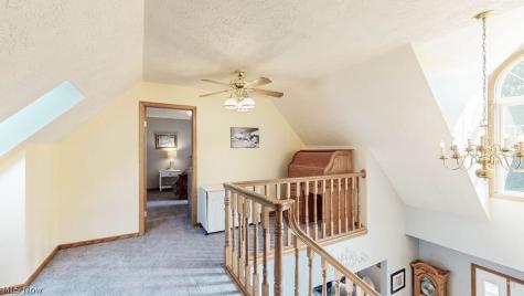 1067 Mohawk Trail SW Hartville OH 44632