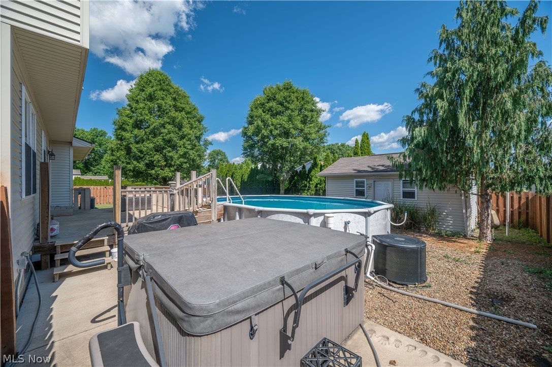5128 Clearfield Drive Mineral Ridge OH 44440