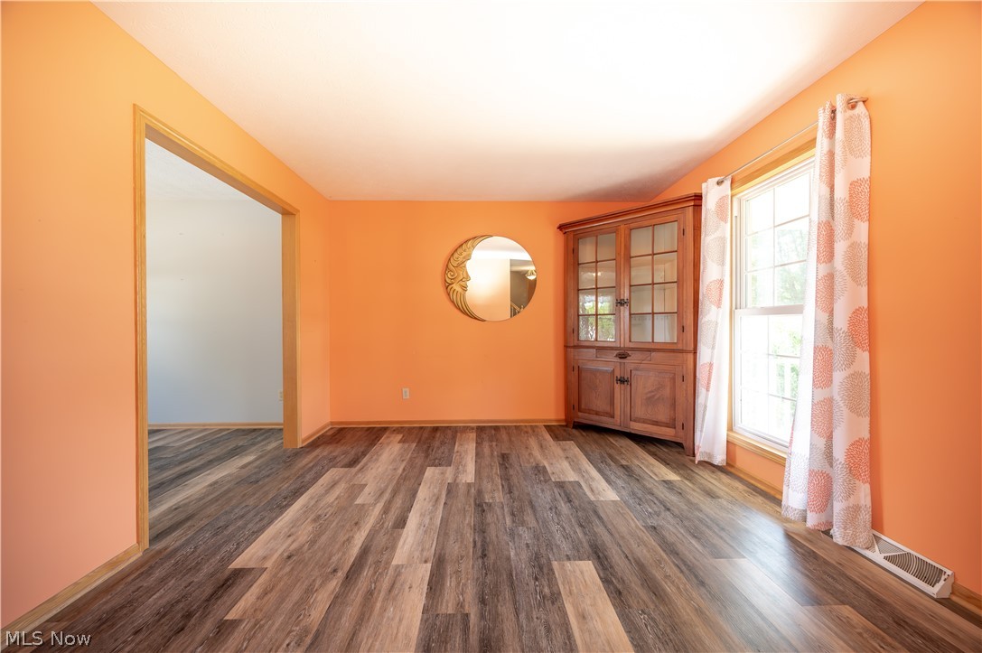 5128 Clearfield Drive Mineral Ridge OH 44440