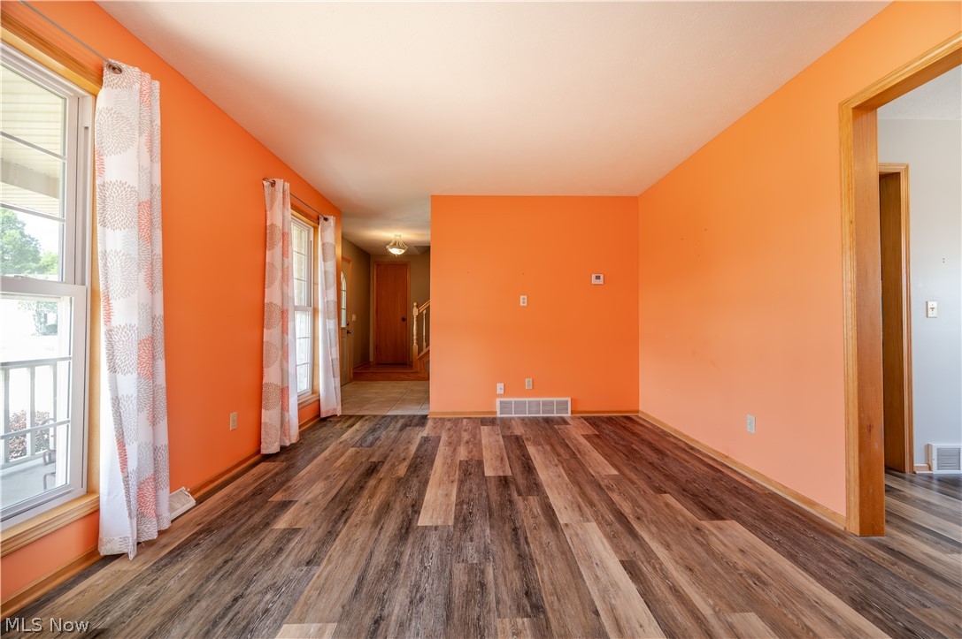 5128 Clearfield Drive Mineral Ridge OH 44440