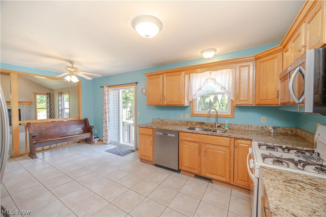 5128 Clearfield Drive Mineral Ridge OH 44440