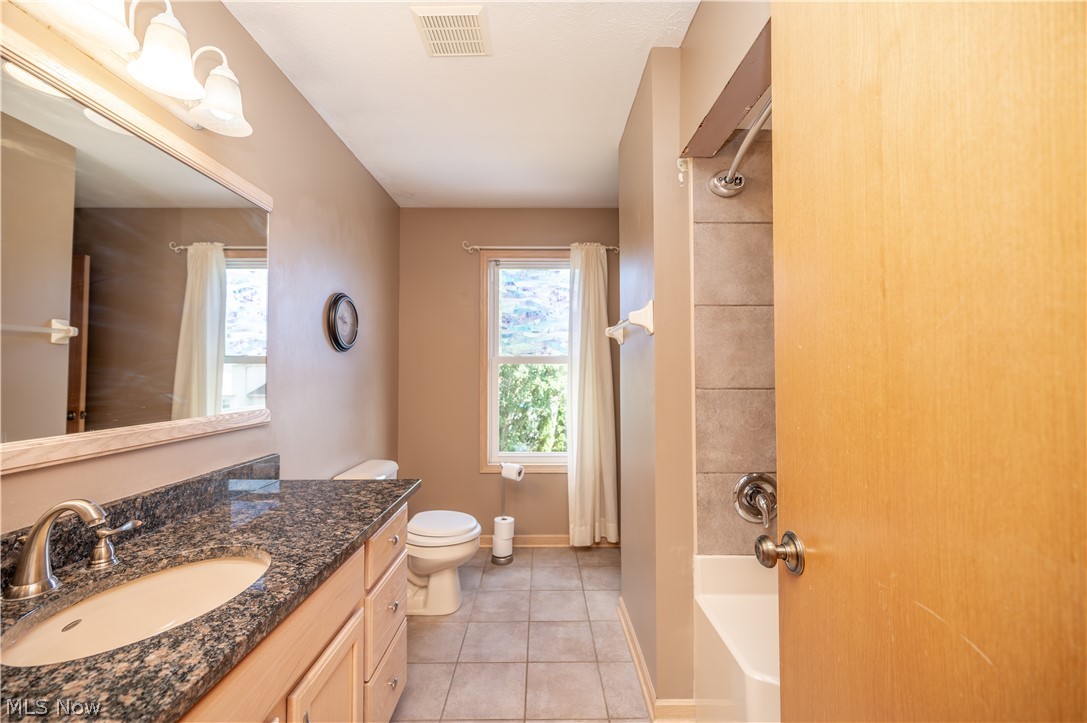 5128 Clearfield Drive Mineral Ridge OH 44440