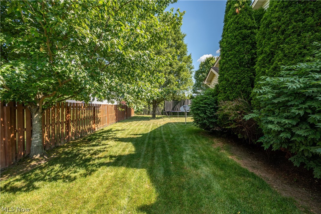 5128 Clearfield Drive Mineral Ridge OH 44440