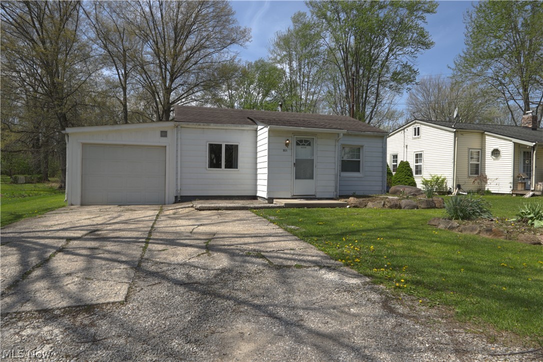 10924 Libby Avenue Elyria OH 44035