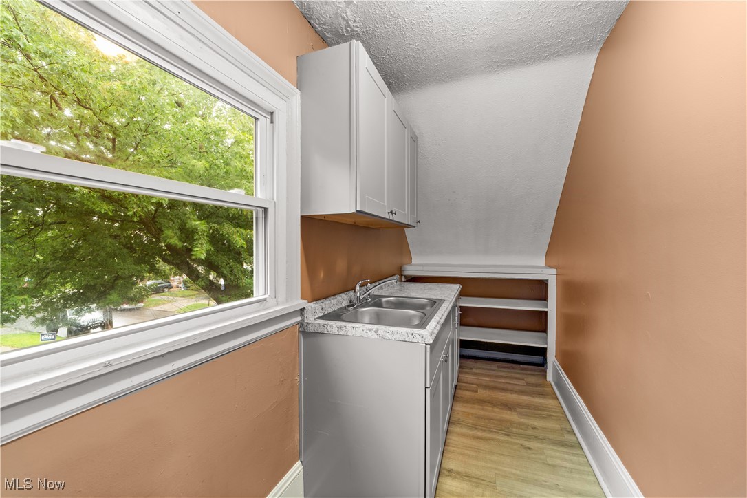 1938 W 65th Street Cleveland OH 44102