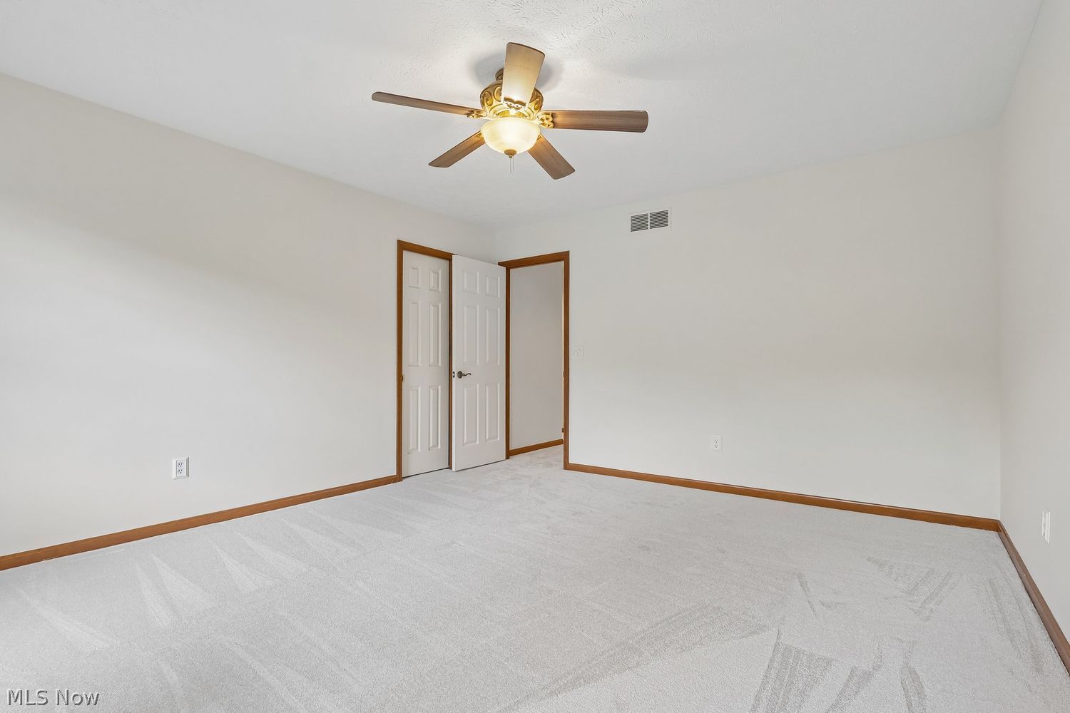 26814 Primrose Lane Westlake OH 44145