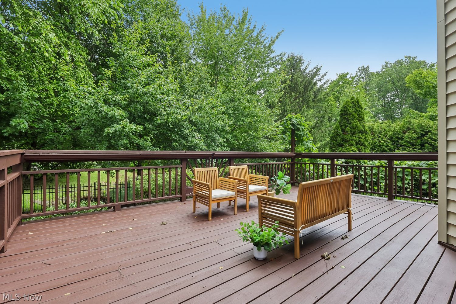 26814 Primrose Lane Westlake OH 44145