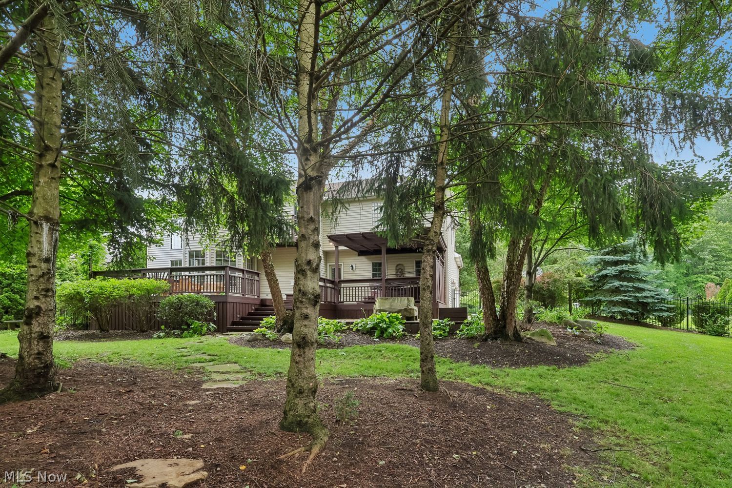 26814 Primrose Lane Westlake OH 44145